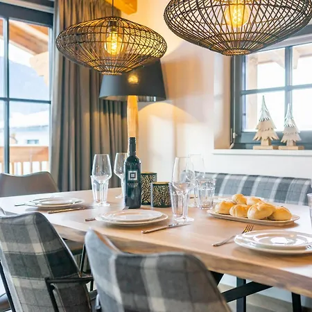 Tauernlodge Salzach Holiday home Niedernsill